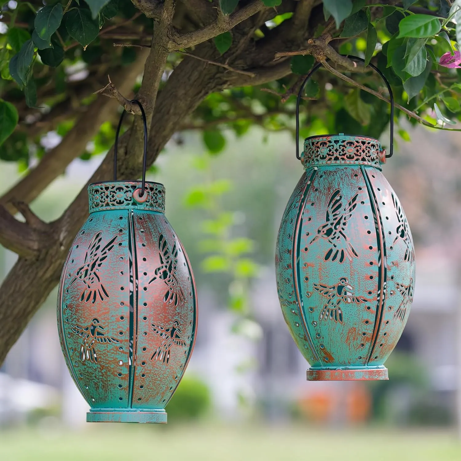 2 Pack Solar Lanterns Outdoor Waterproof Decorative Hummingbird Solar Lantern Lights Hanging for Outside Patio Tableto Garden Yard Lawn Decor, Gifts for Mom Grandma Woman