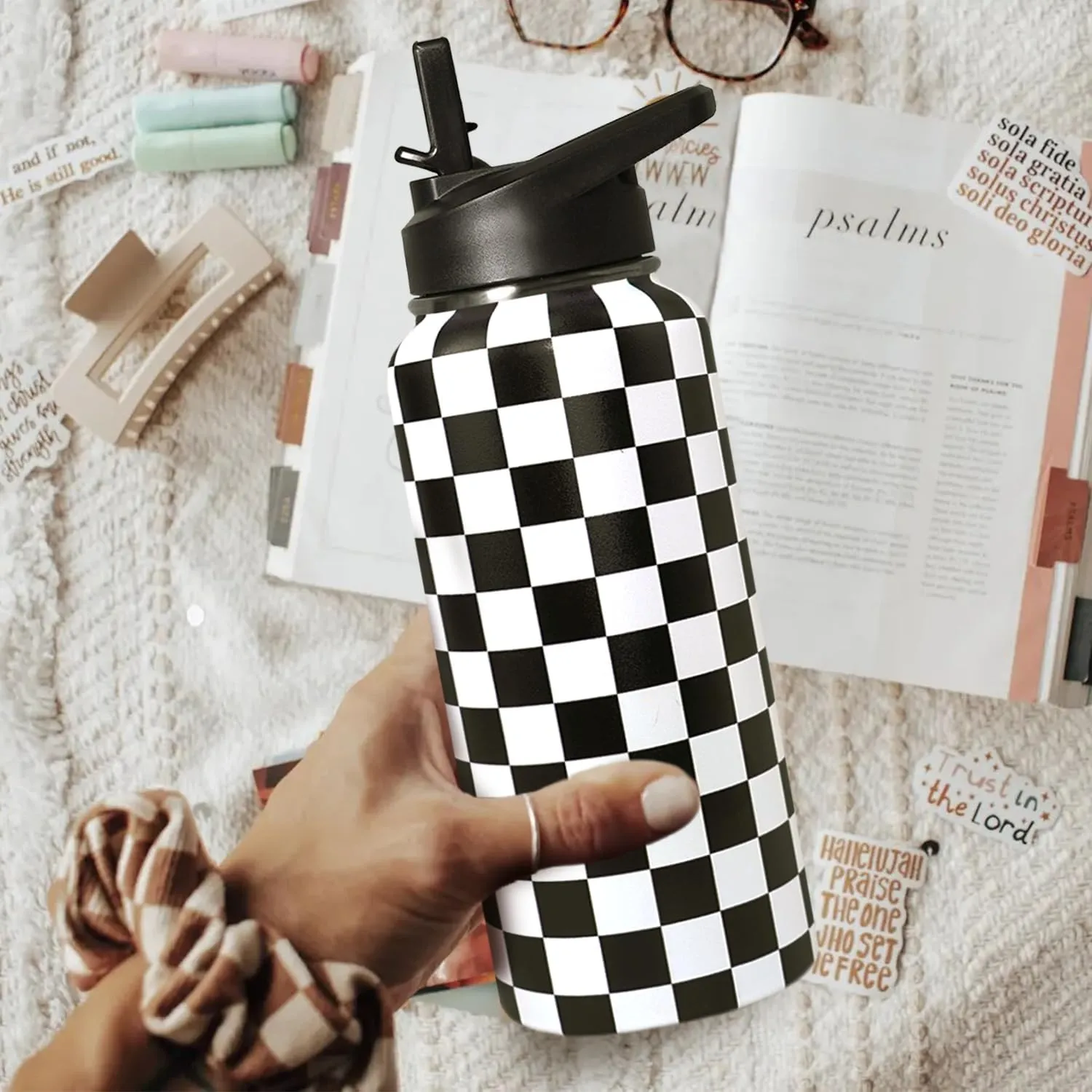 32oz Checkered Stainless Insulated Aater Water Bottle with Straw,Checkered Gym Hiking Sports Coffee Mug Cup Water Bottles,Checkered Gifts for Women,Checkered Decor Stuff Accessories
