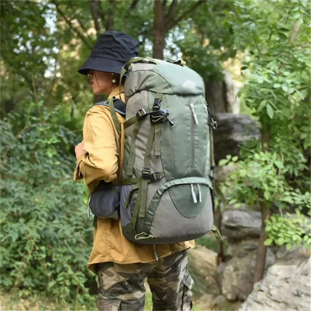 60L Mountaineering Bag Travel Backpack Outdoor Camping Rucksack Men's Backpack(Black-soul Eater1)