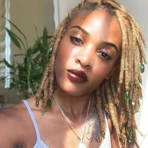 8 Inch 30 Strands #613 Blonde Color 100% Real Human Hair Dreadlock Extensions for Man/Women/Kid Full Head Handmade Can Be Dyed Bleached Curled and 0.6cm Thickness Permanent loc Extension