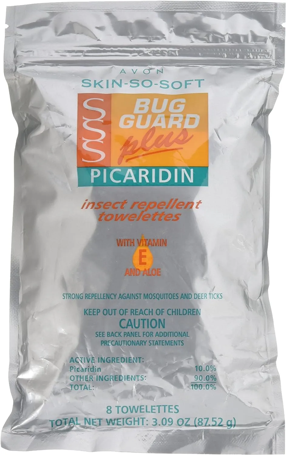 Avon Skin So Soft Bug Guard Plus Picaridin Towelettes - DEET-Free, Oil-Free, Resealable Bag with 8 Packets - Protection Against Mosquitoes, Deer Ticks, Gnats, No-Seeums, Sand Flies, and Biting Midges