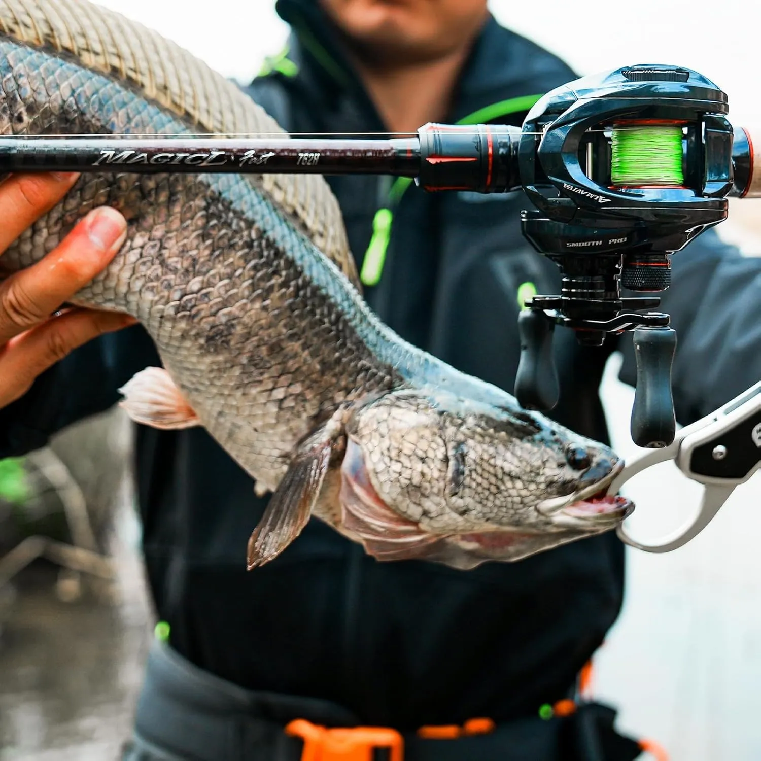 Magic L Baitcaster Rod 30 24T Carbon Fiber, Bass Trout Fishing Rod Fuji O A Guides, Casting Rod 6'6"-8' L-H Power MF-F Action, Baitcasting Rod with Cork EVA Handle, 2 Pieces