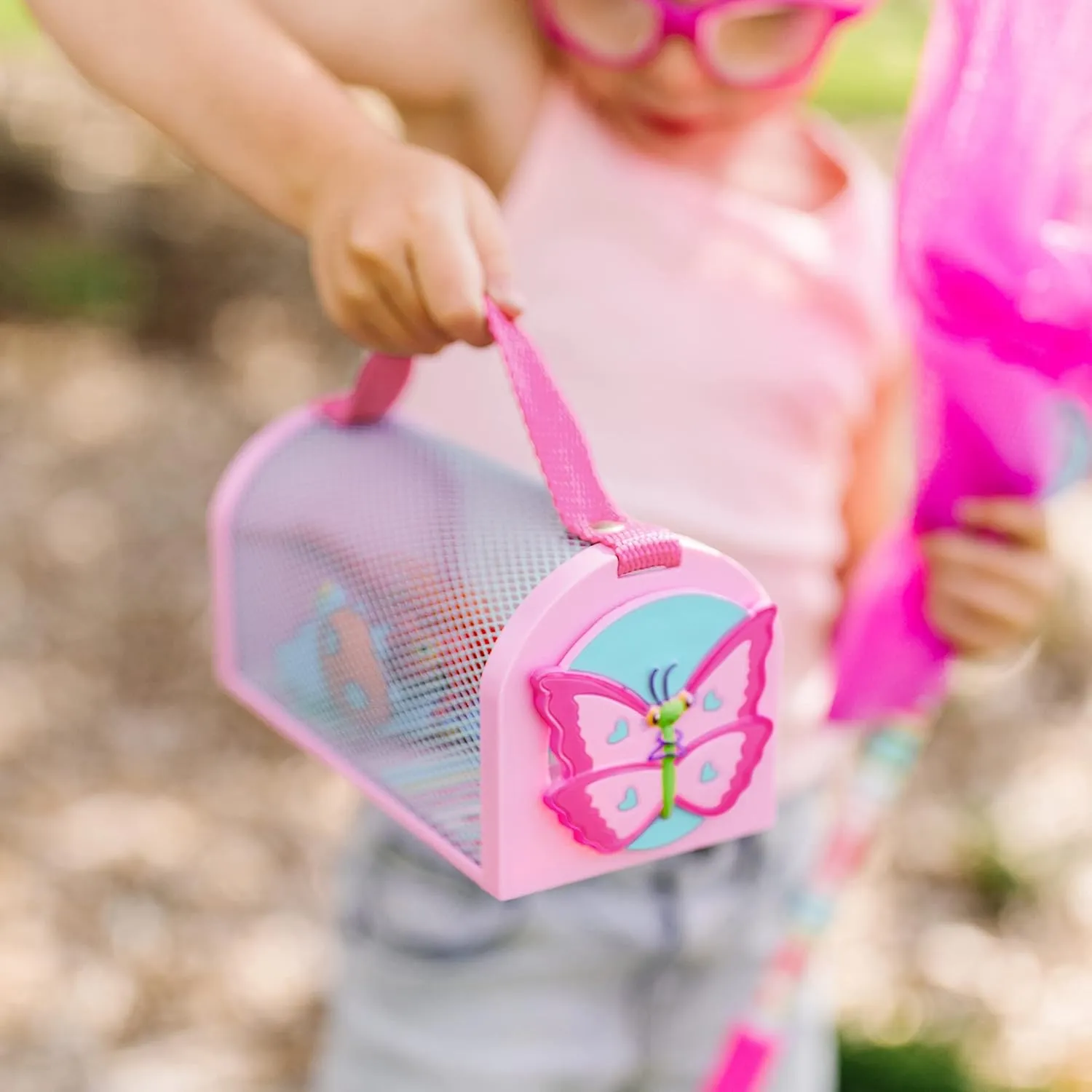 Melissa & Doug Sunny Patch Cutie Pie Butterfly Bug House Toy for 3  years With Carrying Handle and Easy-Access Door