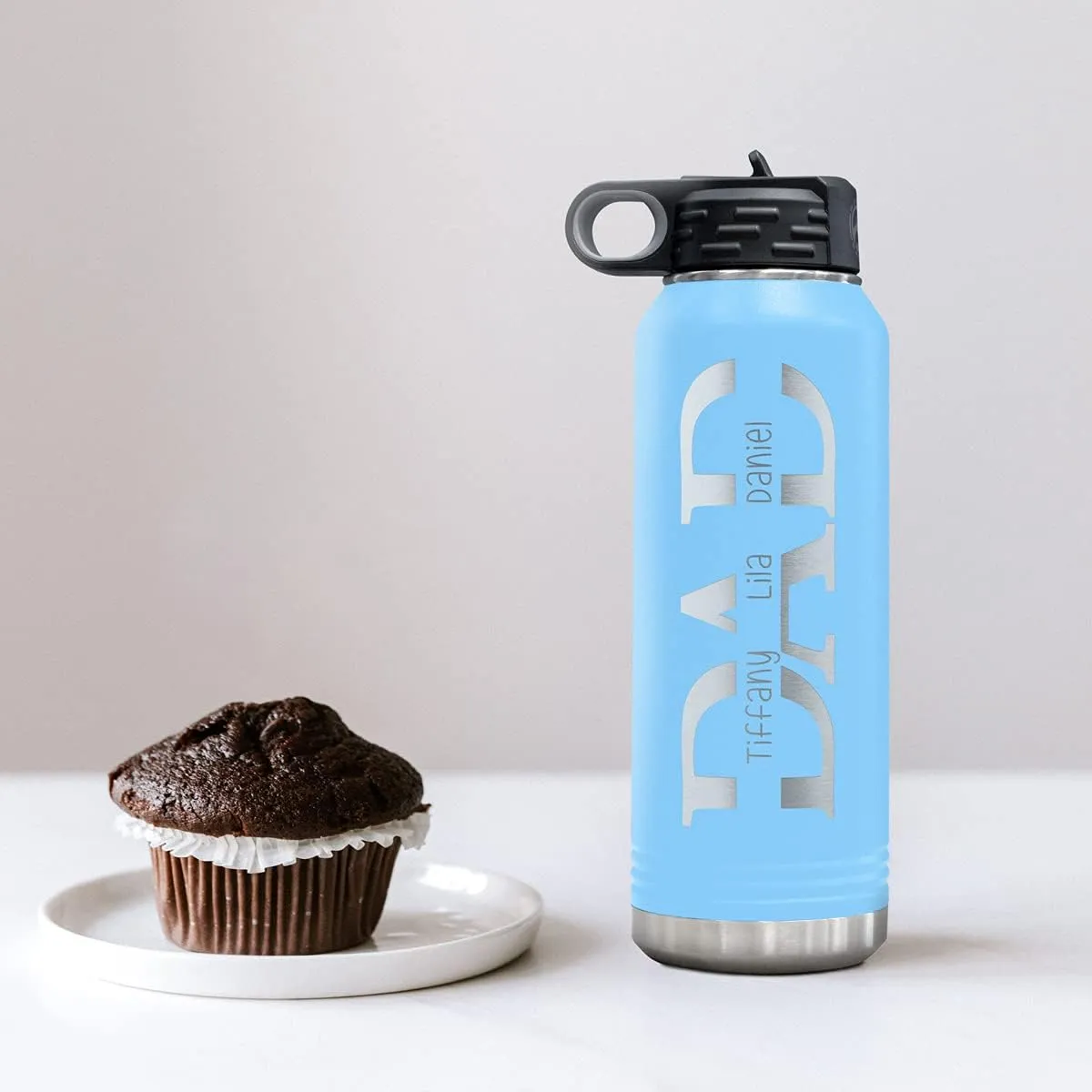PlaqueMaker 32-oz Stainless Steel Customized Water Bottle For Dad- Includes Kids Names- Great for Father's Day, Christmas, His Birthday, or Just Because - Select from a Variety of Colors (Light Blue)