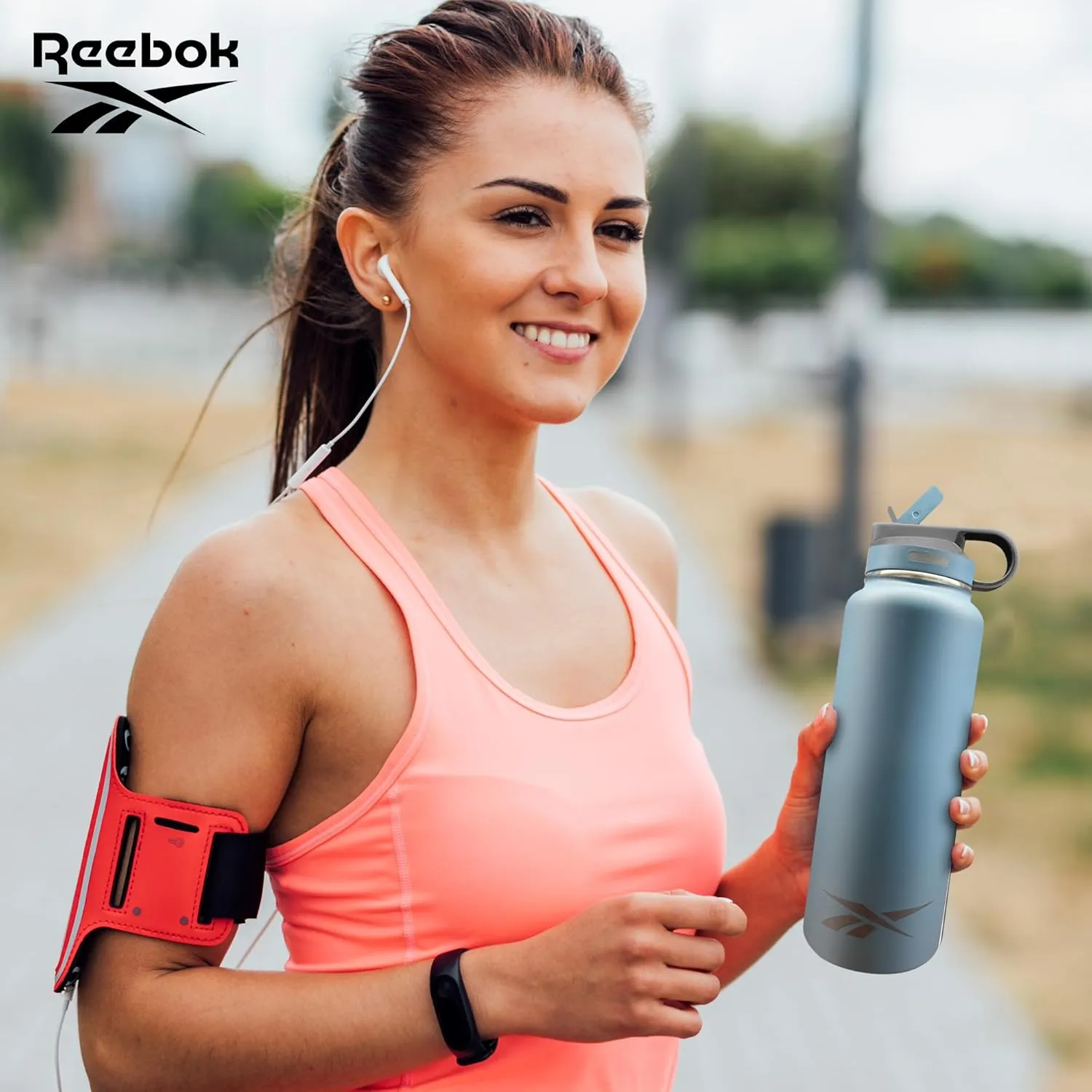 Reebok Stainless Steel Water Bottle With Straw & Athletic Design - Insulated Water Bottles 32 oz - Double Wall Vacuum Insulated Sports Water Bottle With Straw, BPA Free (Blue)