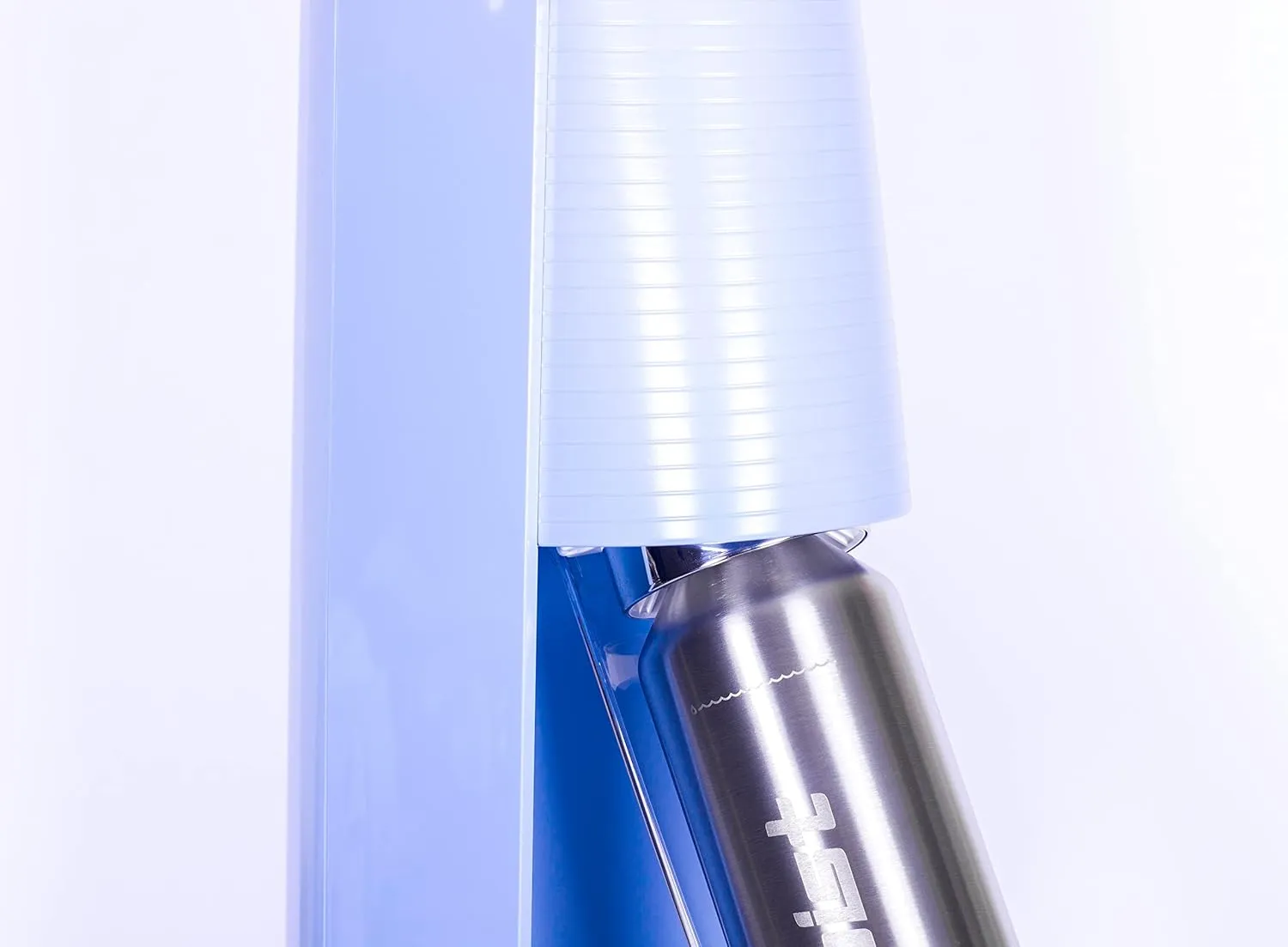 TwentyO 20oz Stainless Steel Bottle Compatible with Sodastream Machines | Silver | Vacuum Sealed | Double Walled | Leak-Proof | Easy to Carry | Reusable Bottle