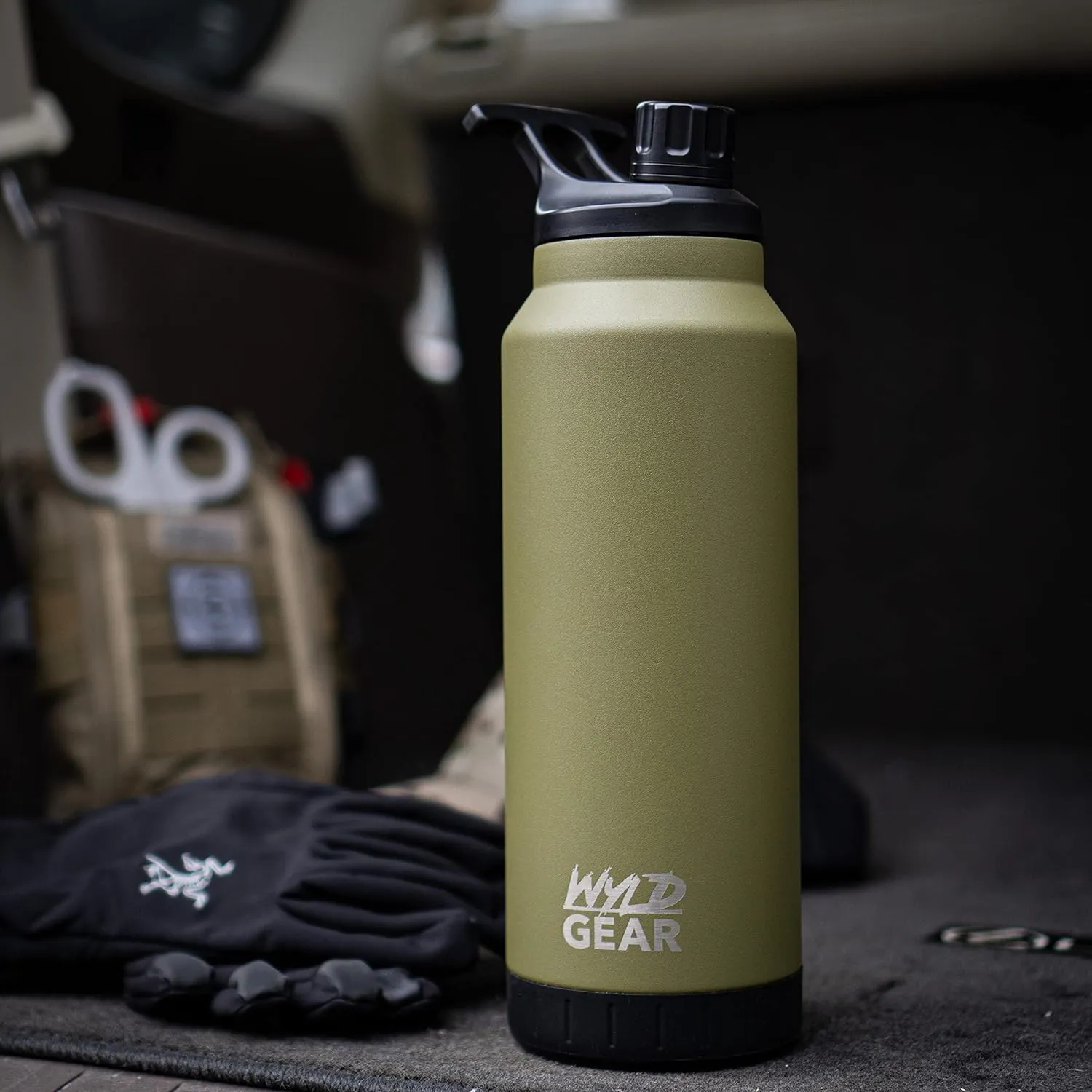 WYLD GEAR Mag Series - Stainless Steel Water Bottle with Magnetic Cap - 24oz OD Green