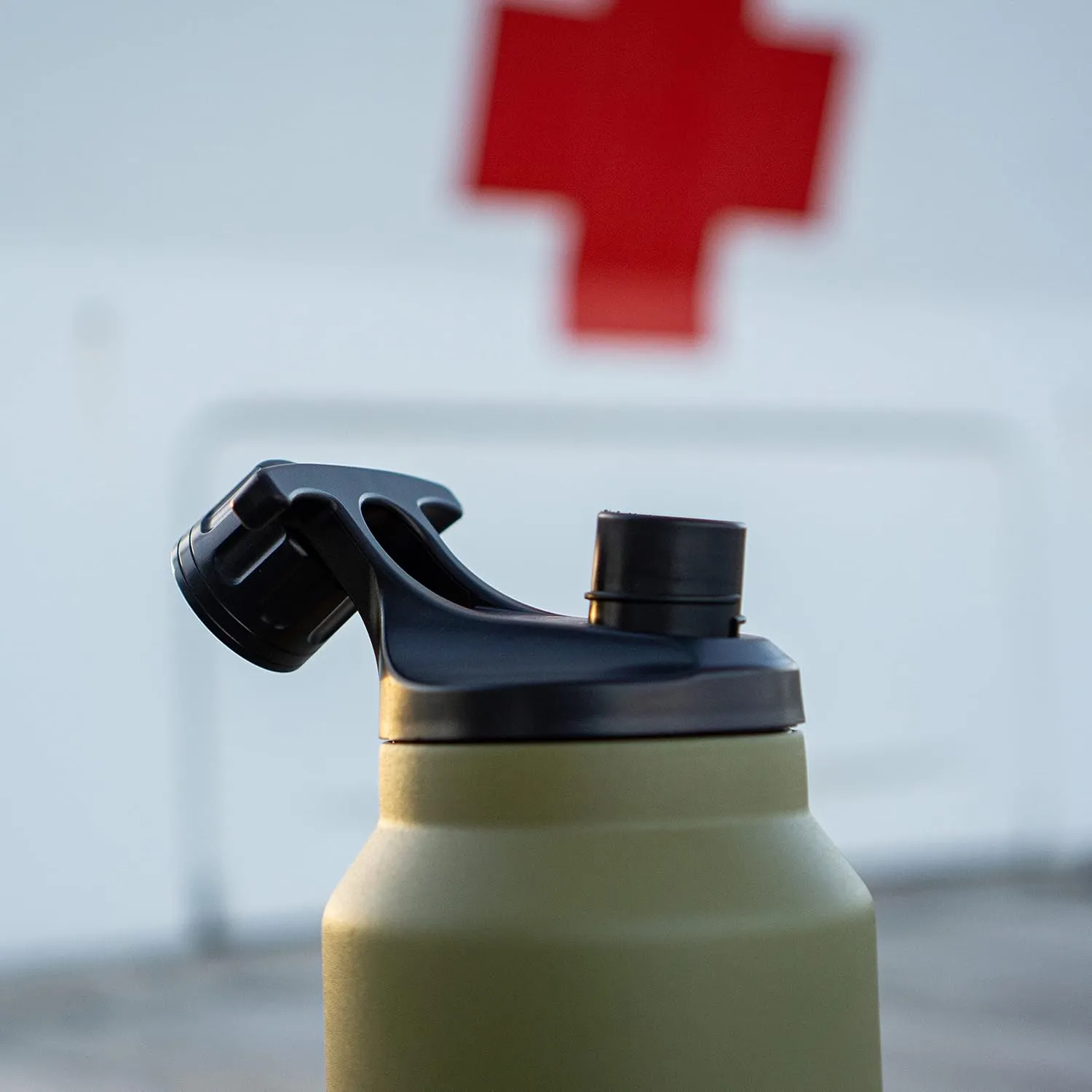 WYLD GEAR Mag Series - Stainless Steel Water Bottle with Magnetic Cap - 24oz OD Green